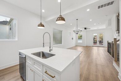 2826 Versailles Oak Ln, Houston, TX 77092 - photo 5