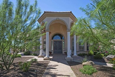 004_Dramatic Front Entrance