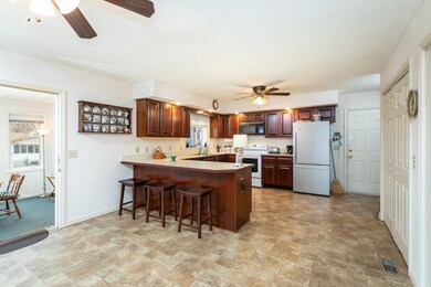 496 Sugar Maple Ln, Harrisonburg, VA 22801 - photo 6