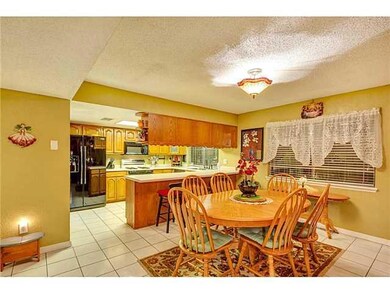 10816 Vista Alegre Dr, El Paso, TX 79935 - photo 5