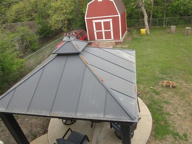 504 Arwine Dr, Hurst, TX 76053 - photo 2