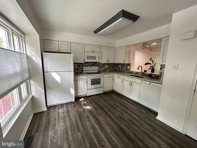 10340 College Square, Columbia, MD 21044 - photo 4