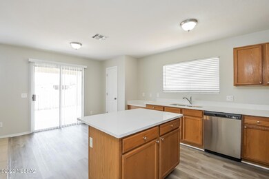 006-photo-kitchen-11641140