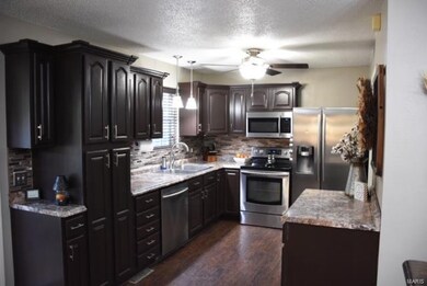 116 Jeanette Dr, Granite City, IL 62040 - photo 5