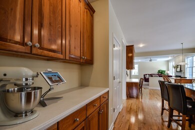 7 Whirty Cir, Hopkinton, MA 01748 - photo 6