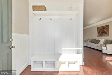 22474 Newcut Rd, Clarksburg, MD 20871 - photo 3