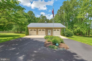 3218 Twin Oak Ln, Huntingtown, MD 20639 - photo 2