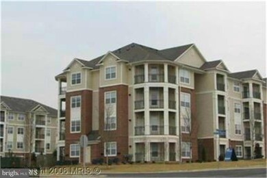 12909 Centre Park Cir unit 408, Oak Hill, VA 20171 - photo 2