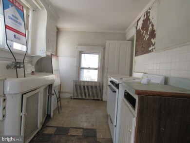 6 Tatum St, West Deptford, NJ 08096 - photo 2