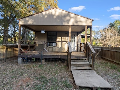 121 Blanton Rd, Palestine, TX 75803 - photo 5