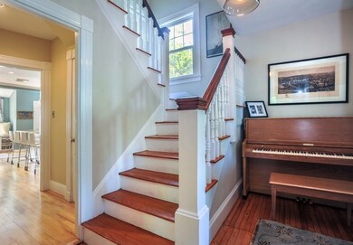 20 Crescent St, Wellesley Hills, MA 02481 - photo 3