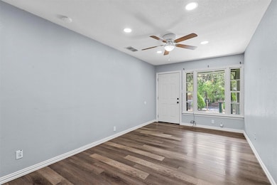 210 W Willingham St unit A, Cleburne, TX 76033 - photo 5