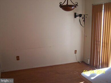 7005 Yellow Amber Ct, Capitol Heights, MD 20743 - photo 3