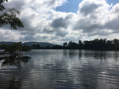 47 Aqua Vitae Rd, Hadley, MA 01035 - photo 7