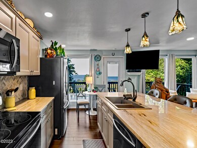 Hommati_Com_95475_Hwy_101_Yachats_Or_974