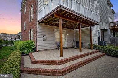 16636 Barge Cir, Woodbridge, VA 22191 - photo 2