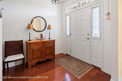 32 Chesapeake Dr, Holmdel, NJ 07733 - photo 7