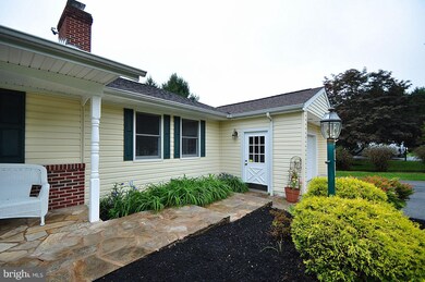 4012 Robin Hood Way, Sykesville, MD 21784 - photo 5