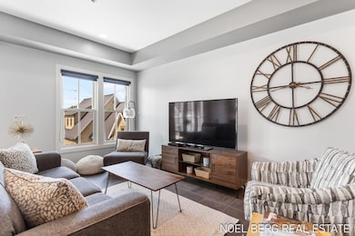 24-web-or-mls-333-cottage-ln-103