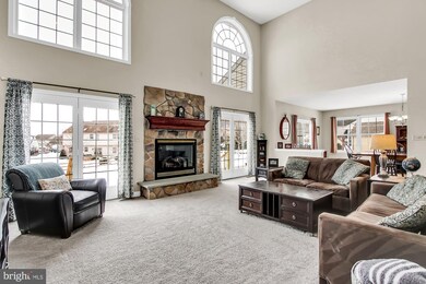 511 Pleasant View Dr, Douglassville, PA 19518 - photo 2