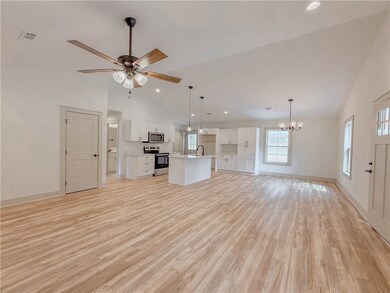 433 Forest Acres Cir, Walhalla, SC 29691 - photo 7