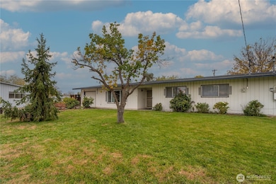 9021 Mcconnell Dr unit A, Moses Lake, WA 98837 - photo 2