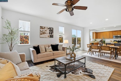 1312 Tapestry Ln, Concord, CA 94520 - photo 7