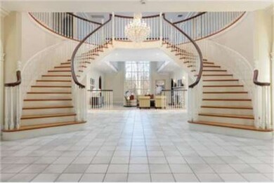 10 Arrowhead Ln, Milton, MA 02186 - photo 6