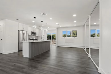 8 Gale Dr, Valley Stream, NY 11581 - photo 2