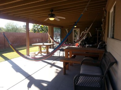 Lrge patio