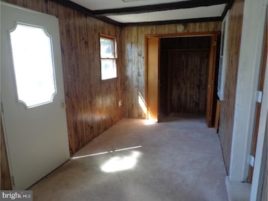 425 Summit Ave, Reading, PA 19607 - photo 4