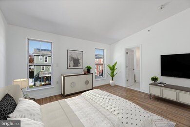 5019 Kimi Gray Ct SE, Washington, DC 20019 - photo 5