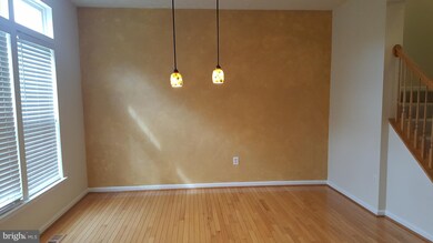 8314 Lyndhurst St, Laurel, MD 20724 - photo 6