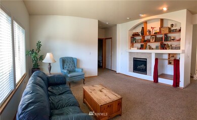 6824 278th St NW, Stanwood, WA 98292 - photo 7