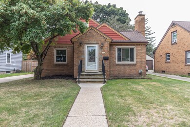 1430 Sunnyside Ave, Lansing, MI 48910 - photo 2