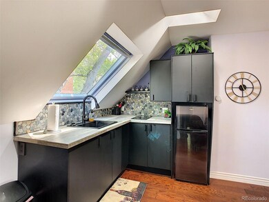 124 S Sherman St unit Upstairs, Denver, CO 80209 - photo 2