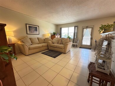 214 Prescott K unit 214, Deerfield Beach, FL 33442 - photo 6
