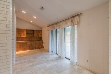 1716 Hampton Ct, Bedford, TX 76021 - photo 6