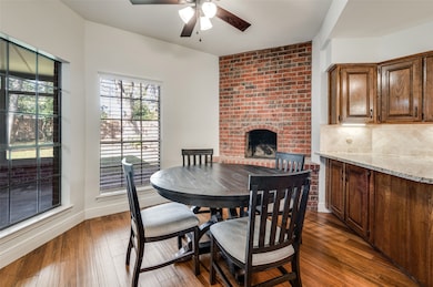 737 Newport Rd, Fort Worth, TX 76120 - photo 4