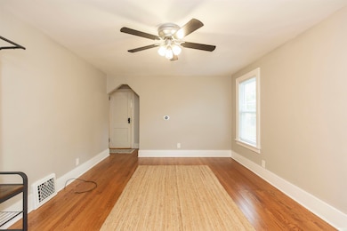 1325 S 31st St, South Bend, IN 46615 - photo 6