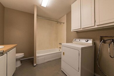 180 Holly Ct, Vidor, TX 77662 - photo 5