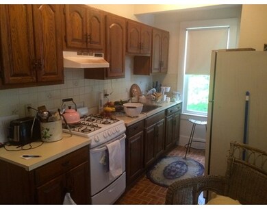 5 Abbott St unit 7, Wellesley, MA 02482 - photo 2