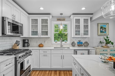 21 Wuddall Ave, Warwick, RI 02889 - photo 7