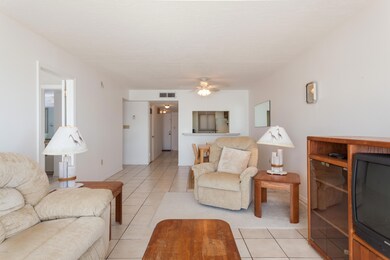 Living/Dining Area