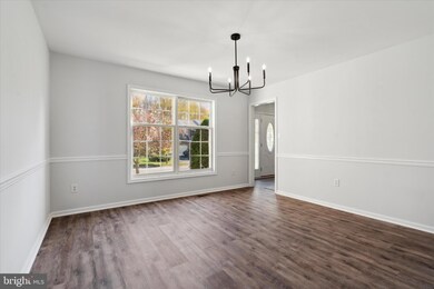 204 Longmeadow Dr, Wilmington, DE 19810 - photo 5