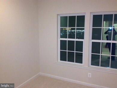 5678 Virginia Ln, Oxon Hill, MD 20745 - photo 7