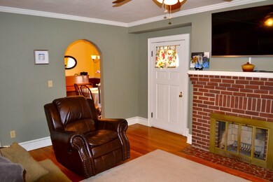 Living Room w/Fireplace