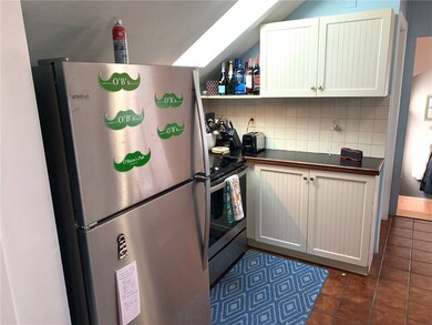 21 Pope St unit 2, Newport, RI 02840 - photo 7