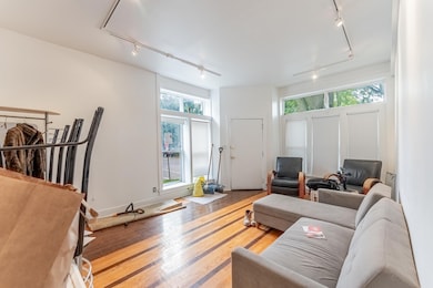 1801 Lyons St, Evanston, IL 60201 - photo 5