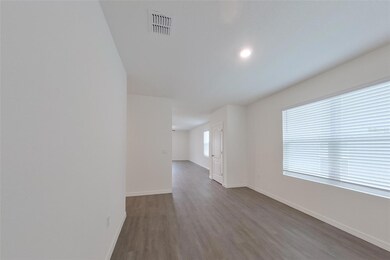 31961 Katelin Cir, Leesburg, FL 34748 - photo 5